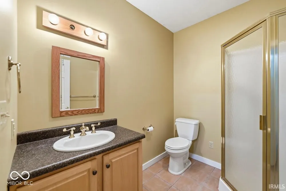12409 W 150 Parker City, IN 47368