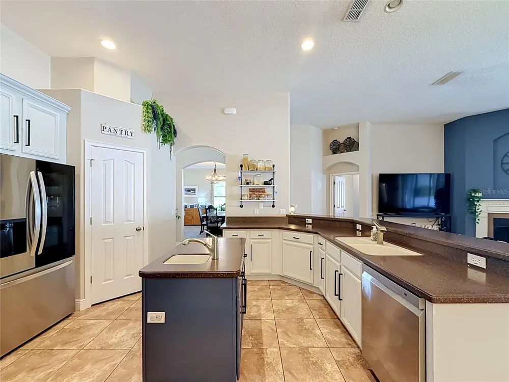 204 BUTTER HILL Deland, FL 32724