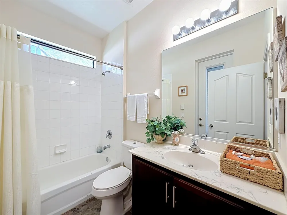 204 BUTTER HILL Deland, FL 32724