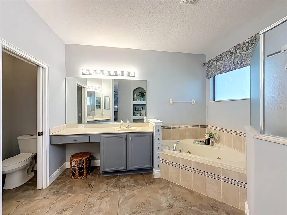 204 BUTTER HILL Deland, FL 32724