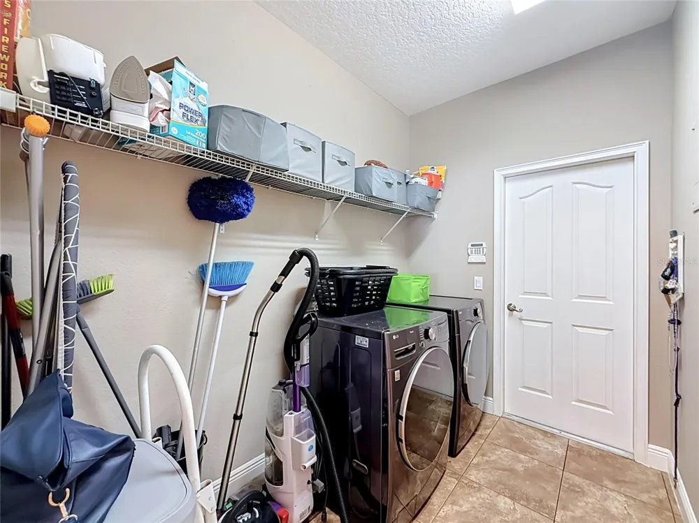 204 BUTTER HILL Deland, FL 32724