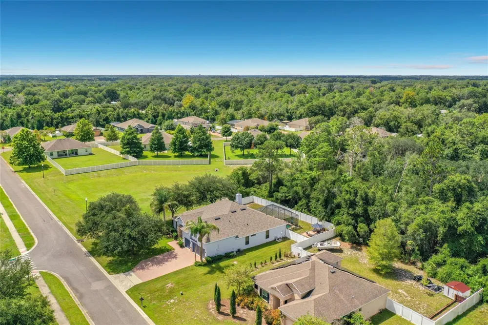 204 BUTTER HILL Deland, FL 32724