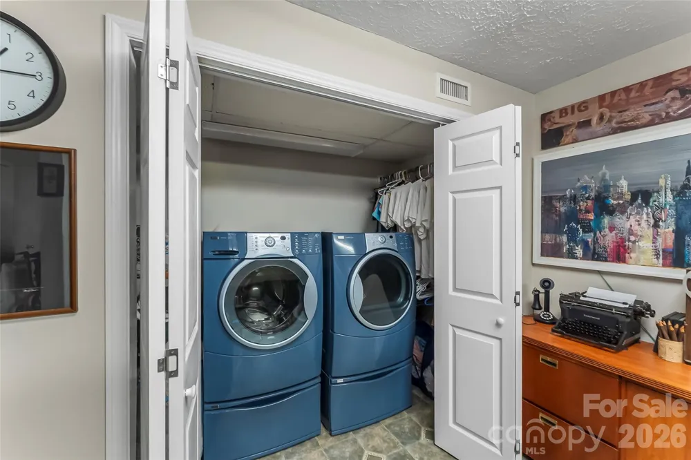45 Monte Vista Place Candler, NC 28715