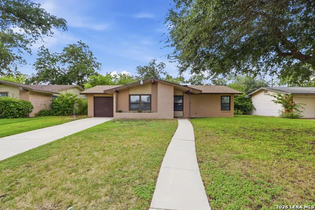 429 E WRIGHT BLVD Universal City, TX 78148