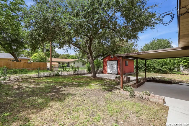 429 E WRIGHT BLVD Universal City, TX 78148