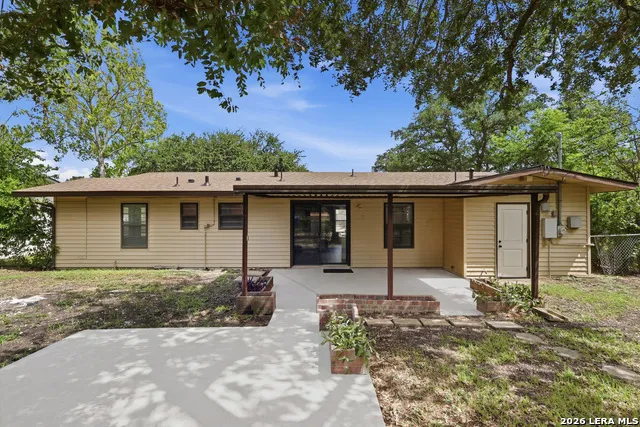 429 E WRIGHT BLVD Universal City, TX 78148