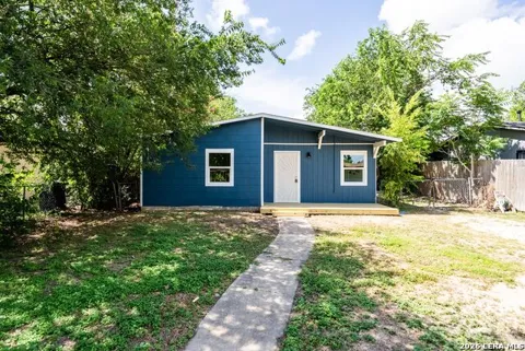 10 LINDEN AVE