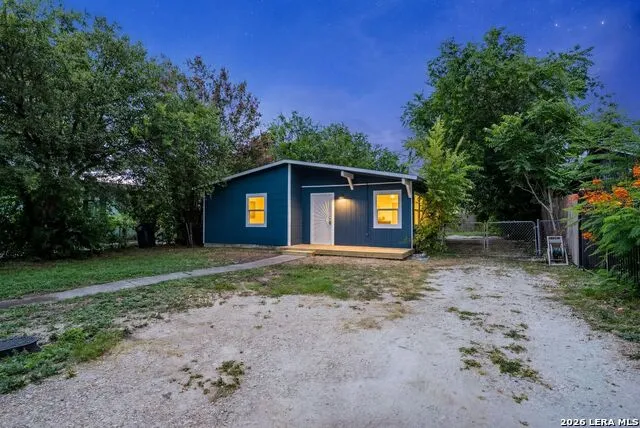 10 LINDEN AVE San Antonio, TX 78211