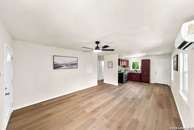 10 LINDEN AVE San Antonio, TX 78211