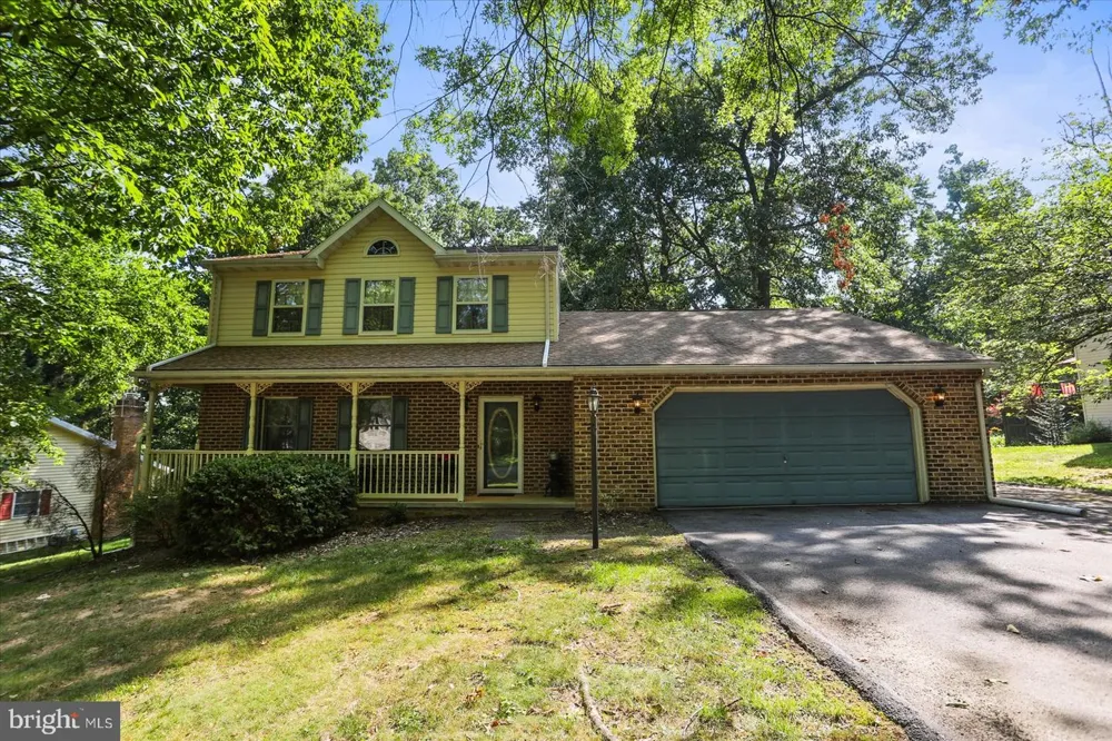 141 OAK HILLS DRIVE Hanover, PA 17331