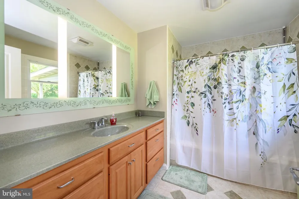 7982 RADCLIFFE ROAD Chestertown, MD 21620