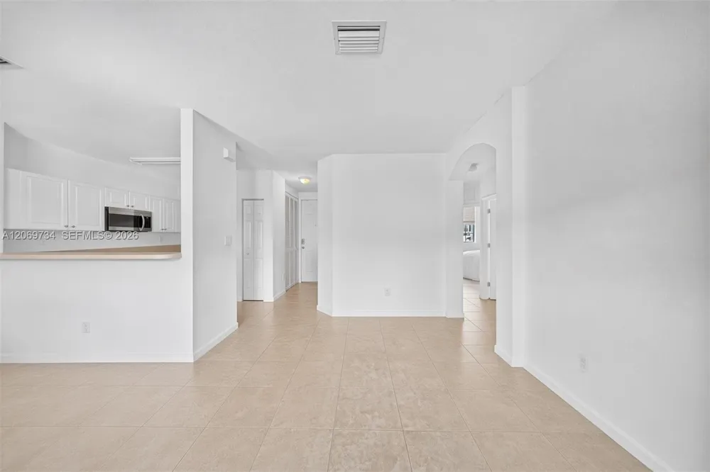 1495 NE 33rd Ave #101 Homestead, FL 33033