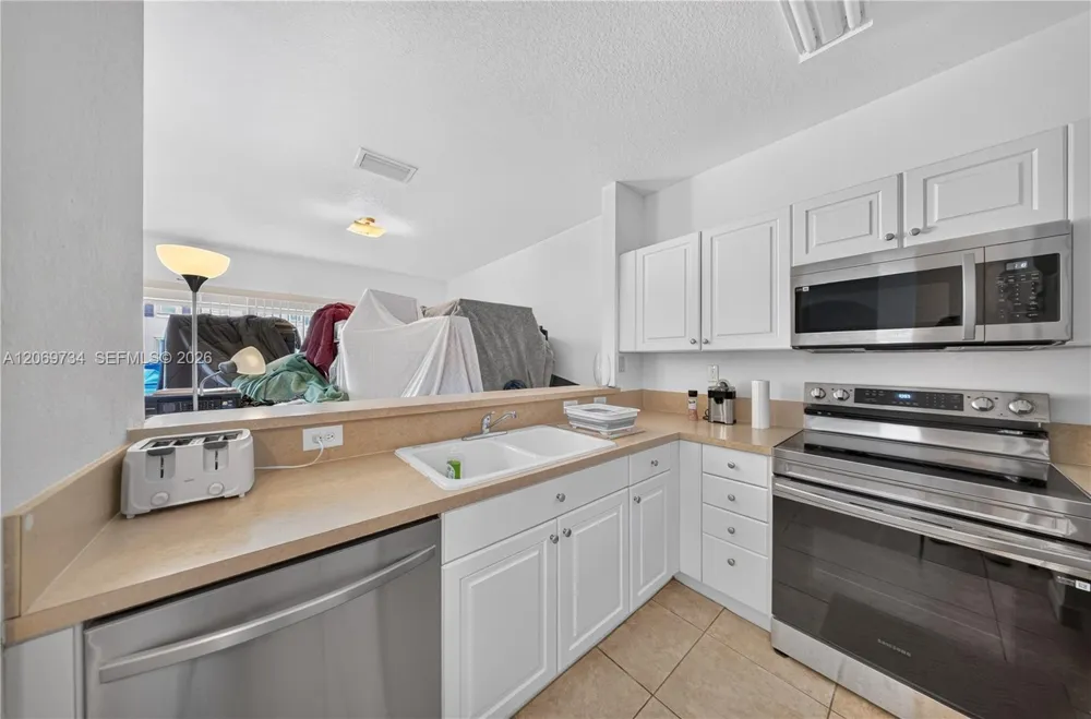 1495 NE 33rd Ave #101 Homestead, FL 33033