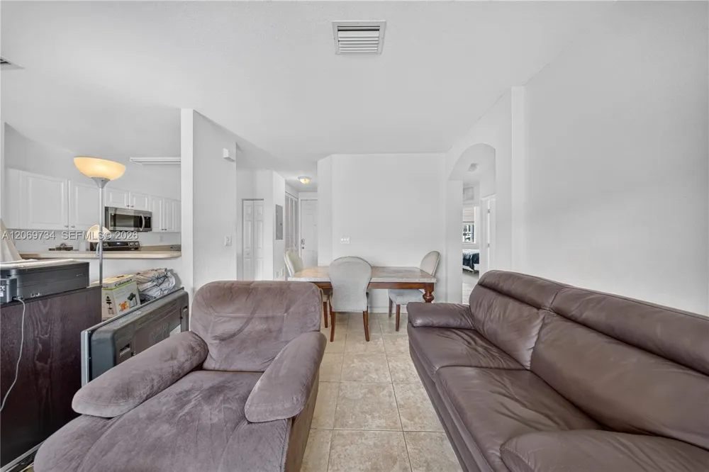 1495 NE 33rd Ave #101 Homestead, FL 33033