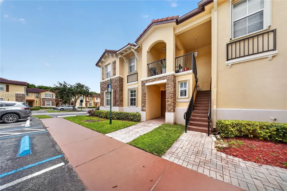 1495 NE 33rd Ave #101 Homestead, FL 33033
