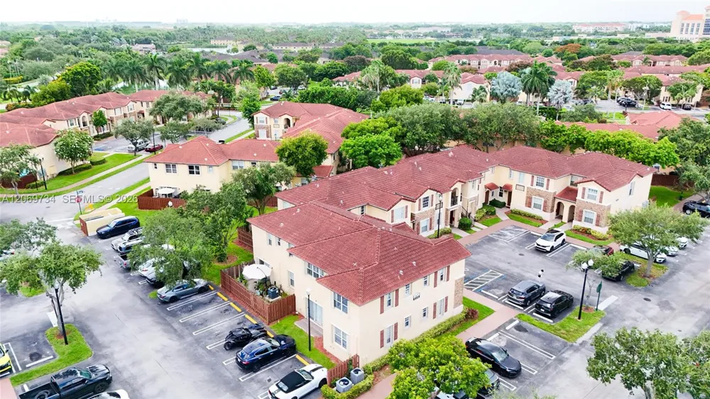 1495 NE 33rd Ave #101 Homestead, FL 33033