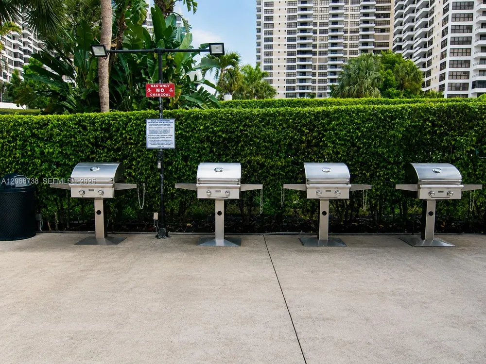 500 Three Islands Blvd #918 Hallandale Beach, FL 33009