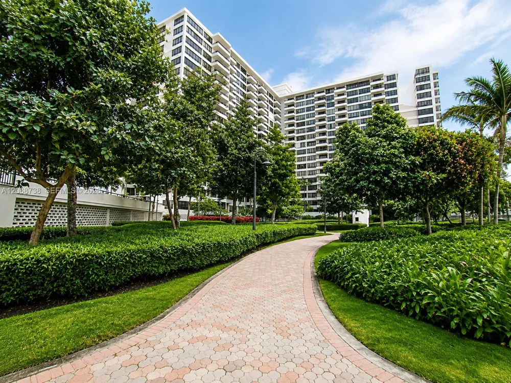 500 Three Islands Blvd #918 Hallandale Beach, FL 33009