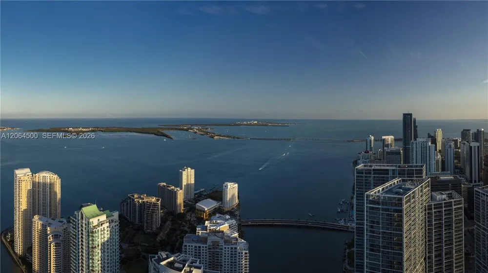 300 Biscayne Blvd Way #6301 Miami, FL 33131