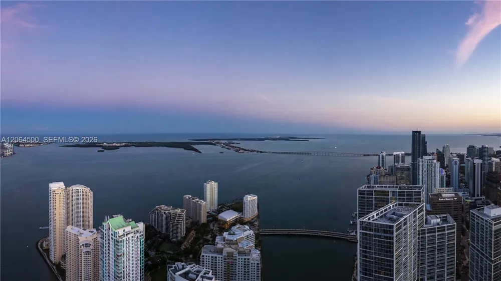 300 Biscayne Blvd Way #6301 Miami, FL 33131