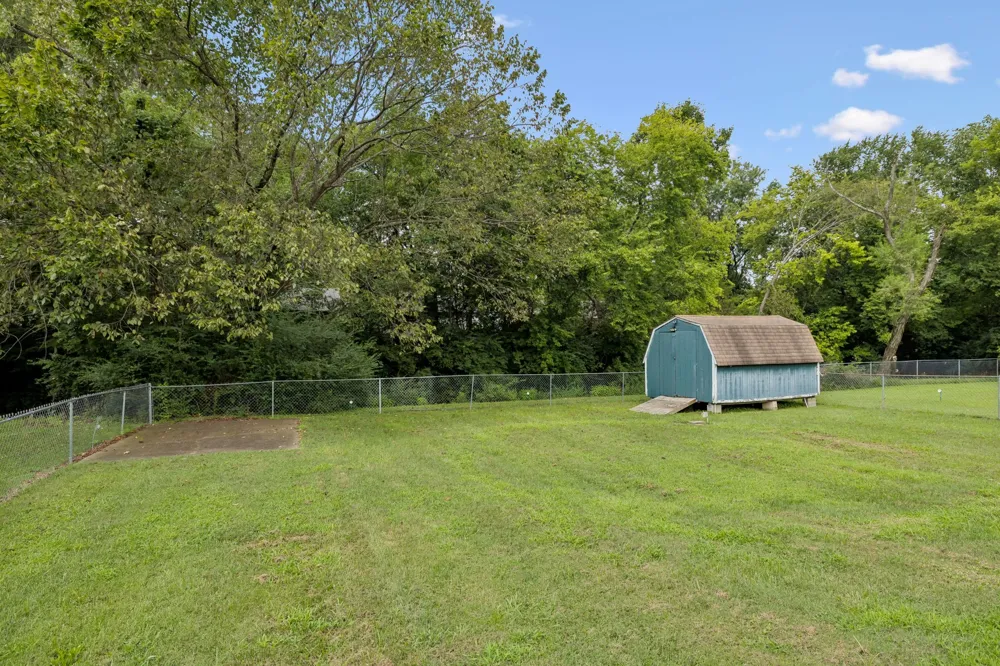 2937 Owendale Dr Antioch, TN 37013
