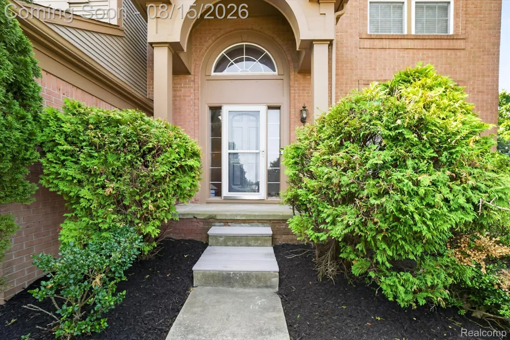 4433 Brighton Drive Grand Blanc Charter Township, MI 48439
