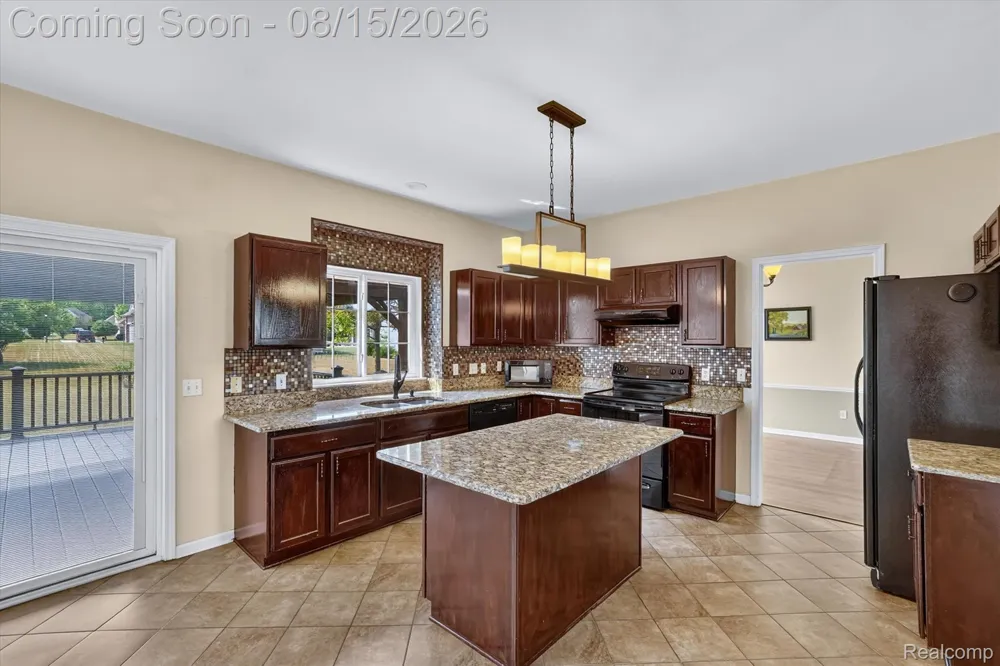 4433 Brighton Drive Grand Blanc Charter Township, MI 48439