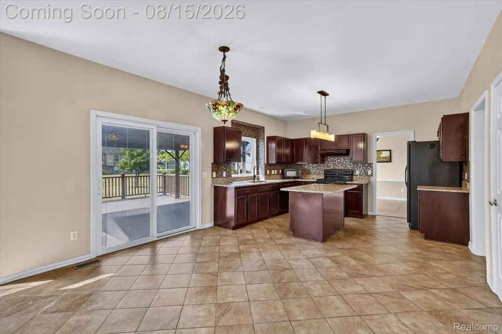 4433 Brighton Drive Grand Blanc Charter Township, MI 48439