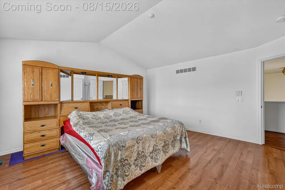 4433 Brighton Drive Grand Blanc Charter Township, MI 48439