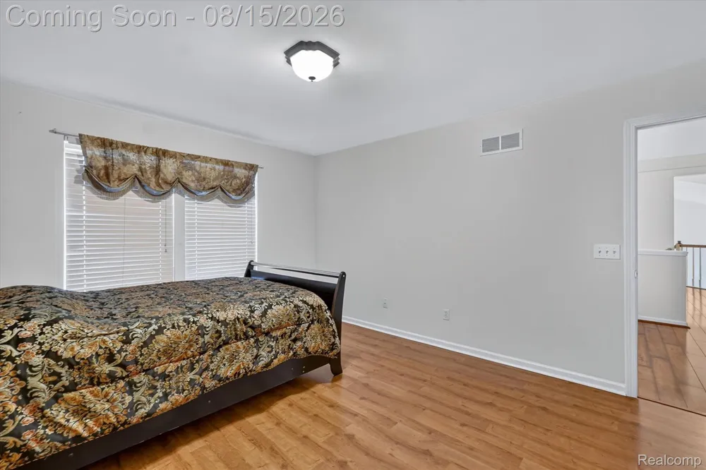 4433 Brighton Drive Grand Blanc Charter Township, MI 48439