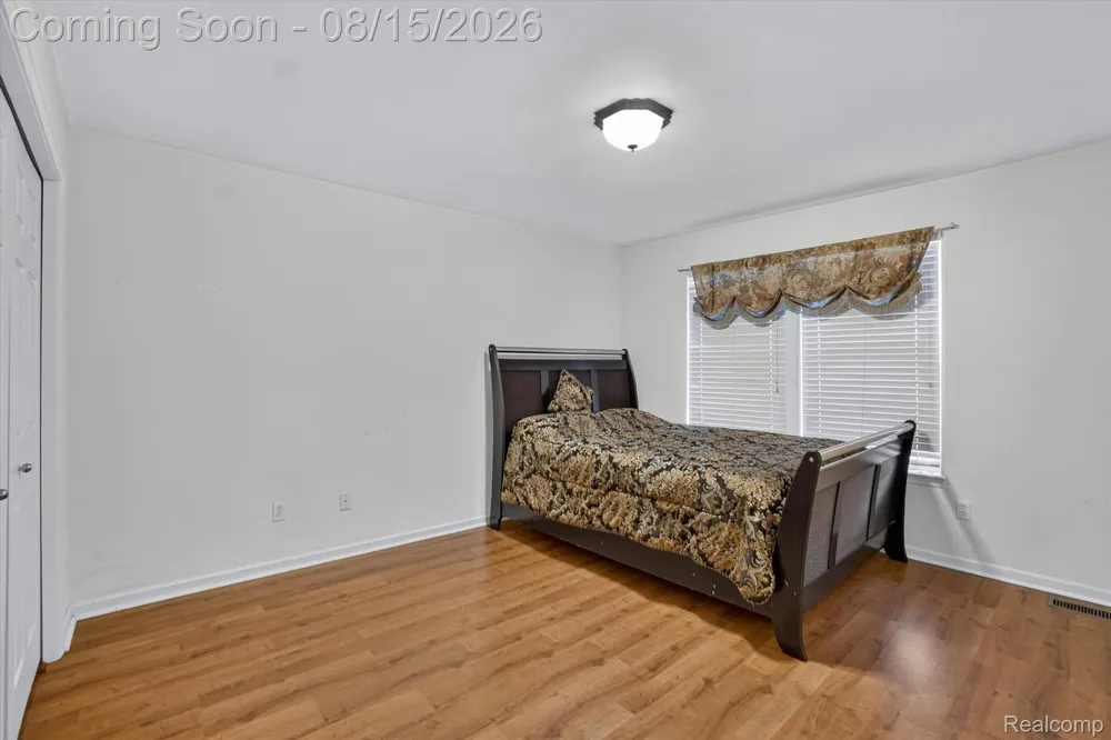 4433 Brighton Drive Grand Blanc Charter Township, MI 48439