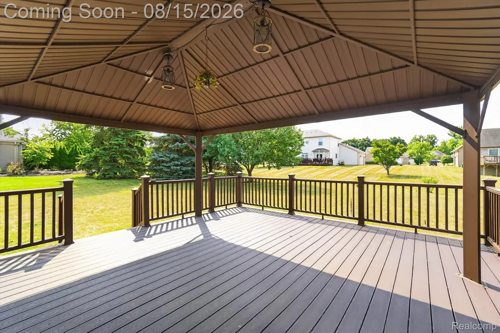 4433 Brighton Drive Grand Blanc Charter Township, MI 48439