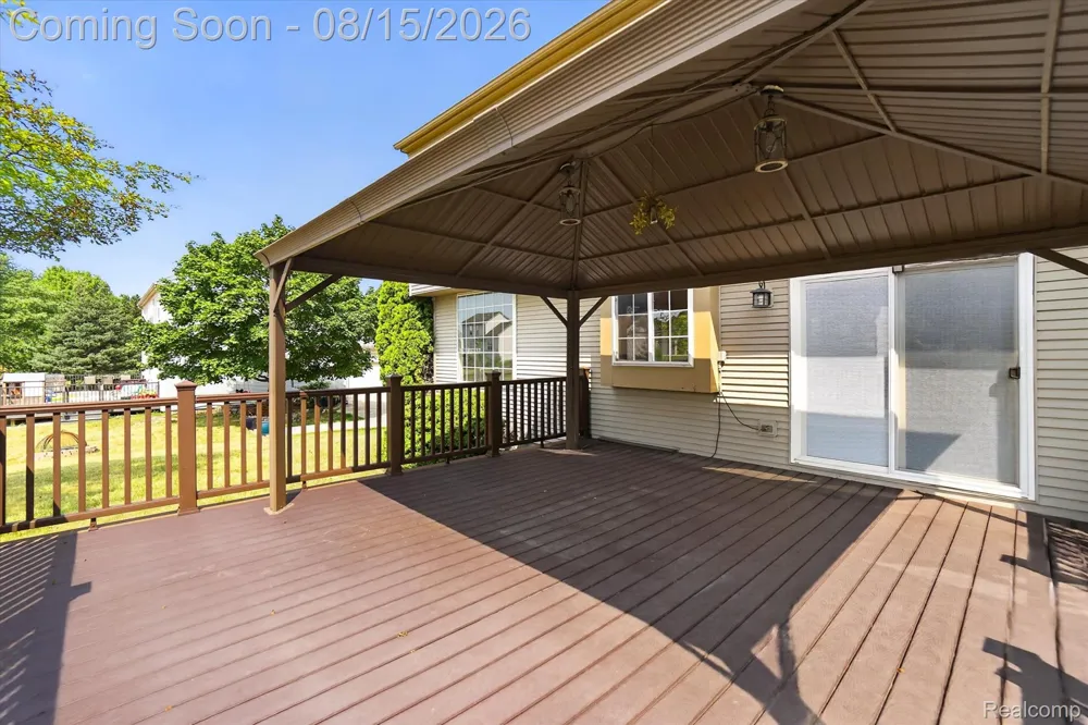 4433 Brighton Drive Grand Blanc Charter Township, MI 48439