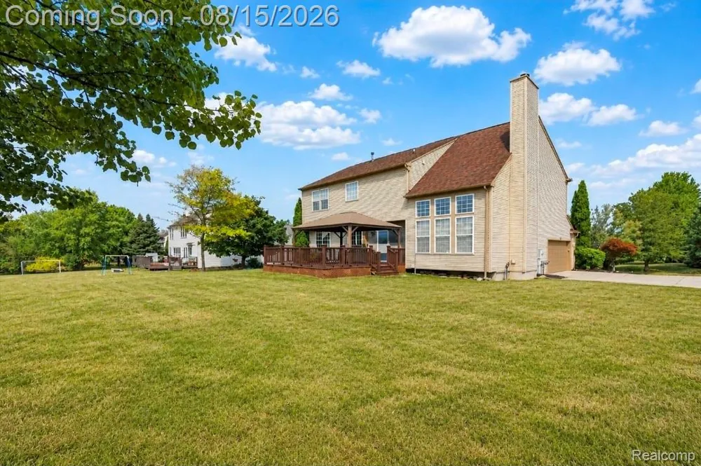 4433 Brighton Drive Grand Blanc Charter Township, MI 48439
