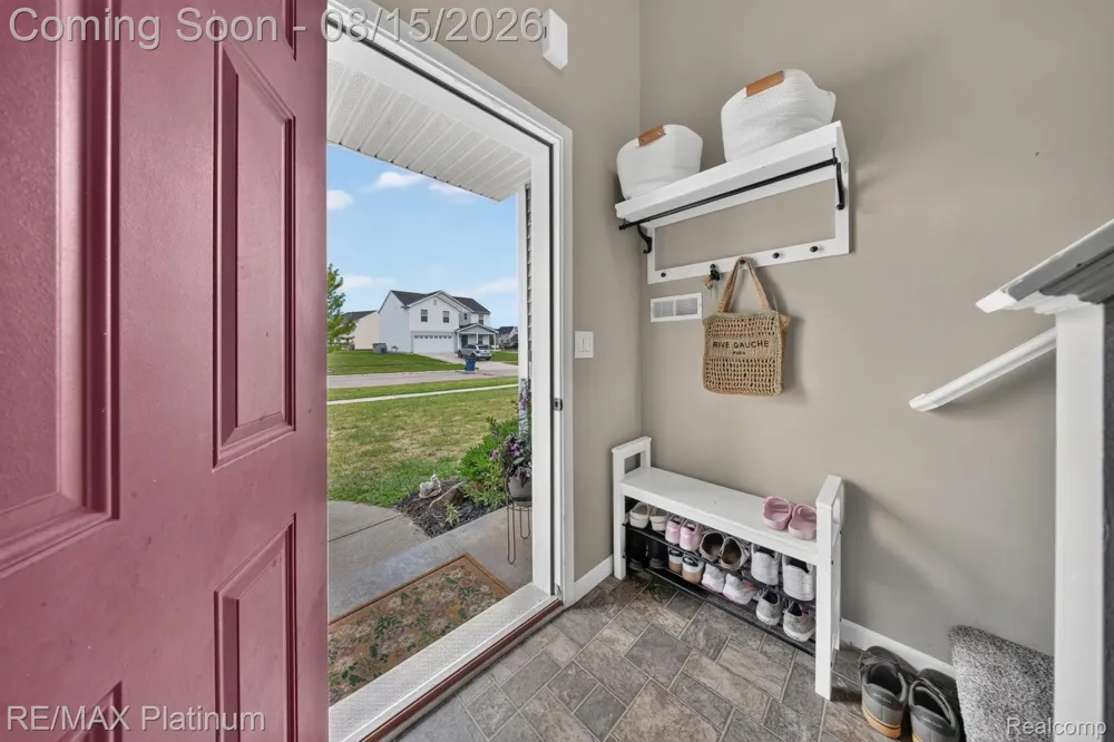 354 Saddlebrook Drive Linden City, MI 48451