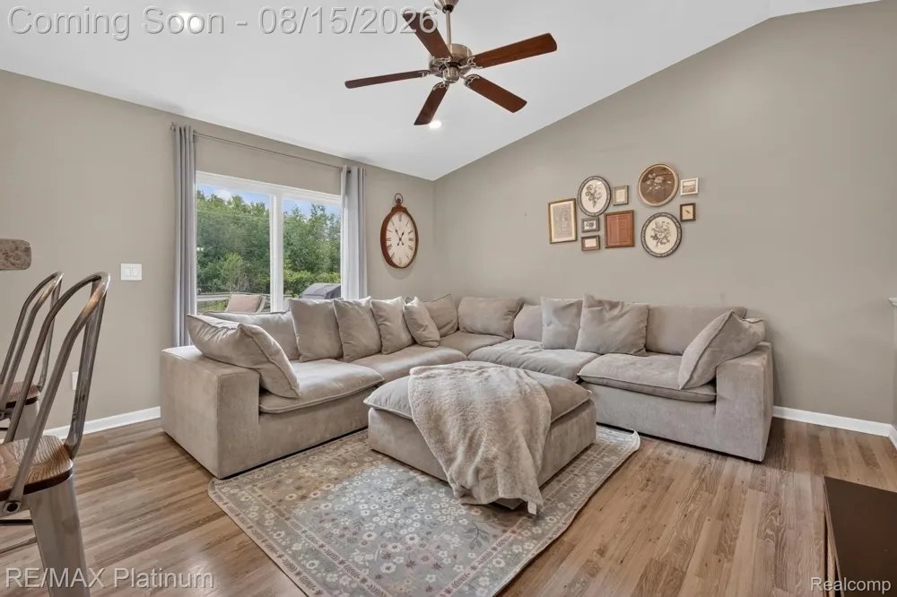 354 Saddlebrook Drive Linden City, MI 48451