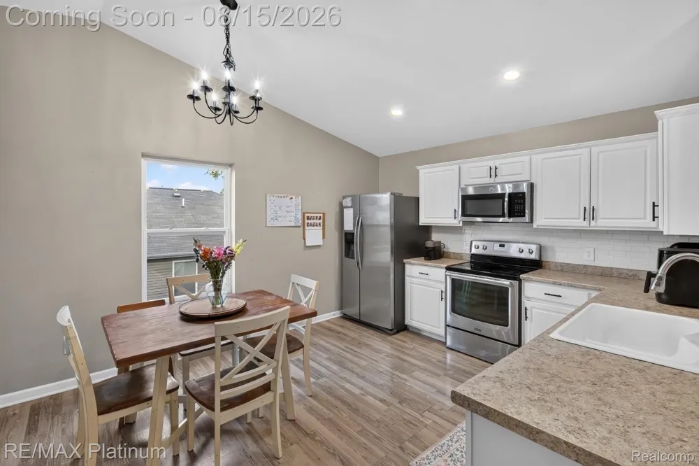 354 Saddlebrook Drive Linden City, MI 48451
