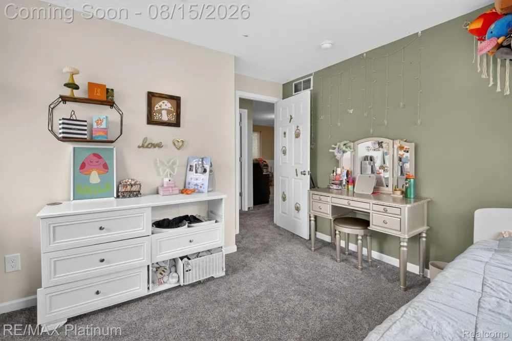 354 Saddlebrook Drive Linden City, MI 48451
