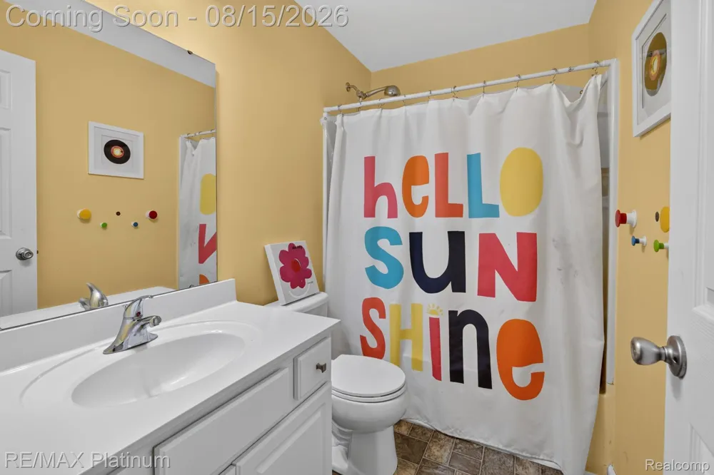 354 Saddlebrook Drive Linden City, MI 48451