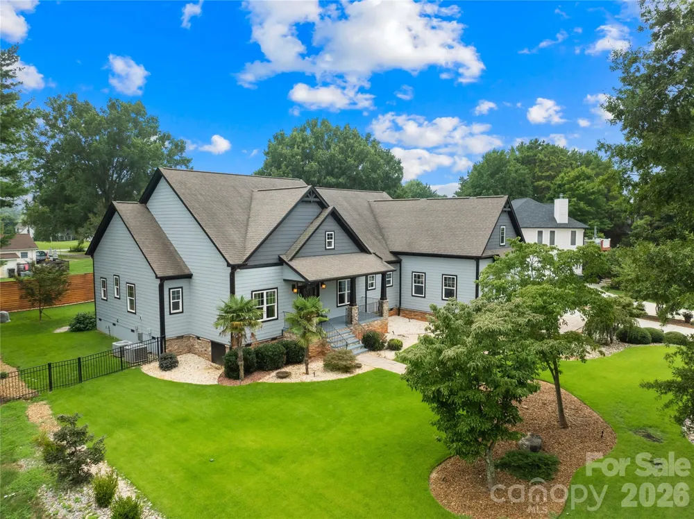 129 Aqua Drive Mooresville, NC 28117