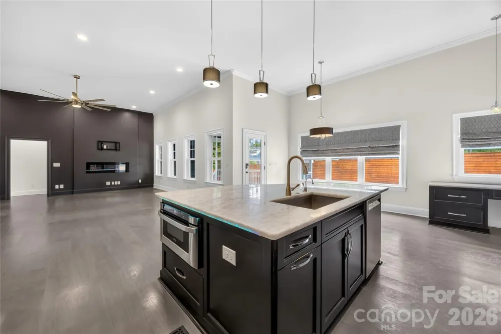 129 Aqua Drive Mooresville, NC 28117