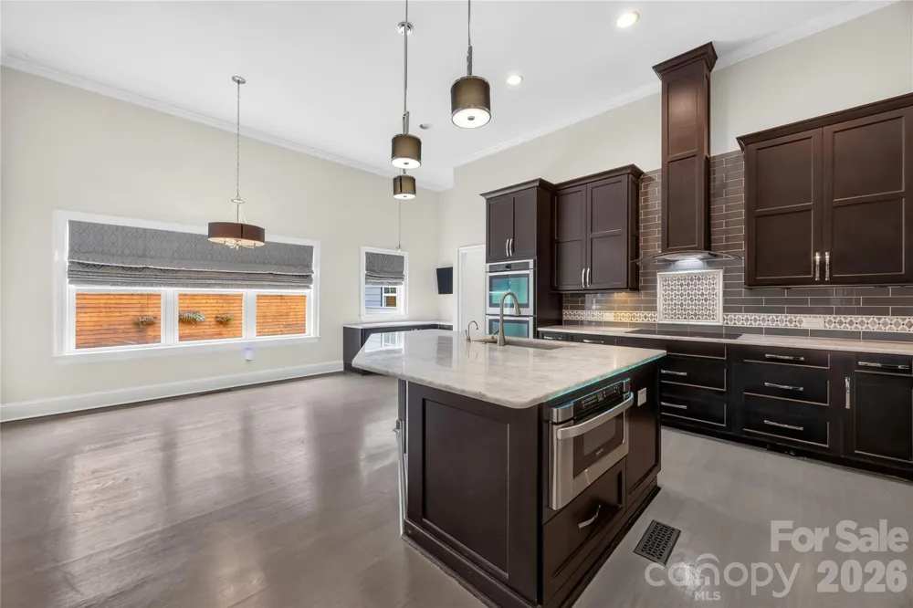 129 Aqua Drive Mooresville, NC 28117