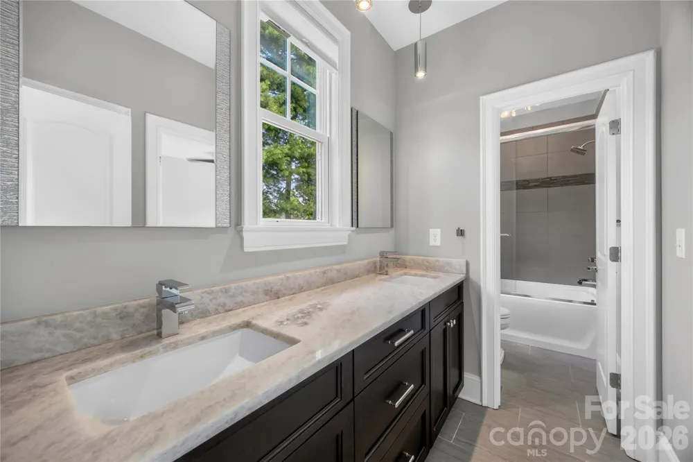 129 Aqua Drive Mooresville, NC 28117