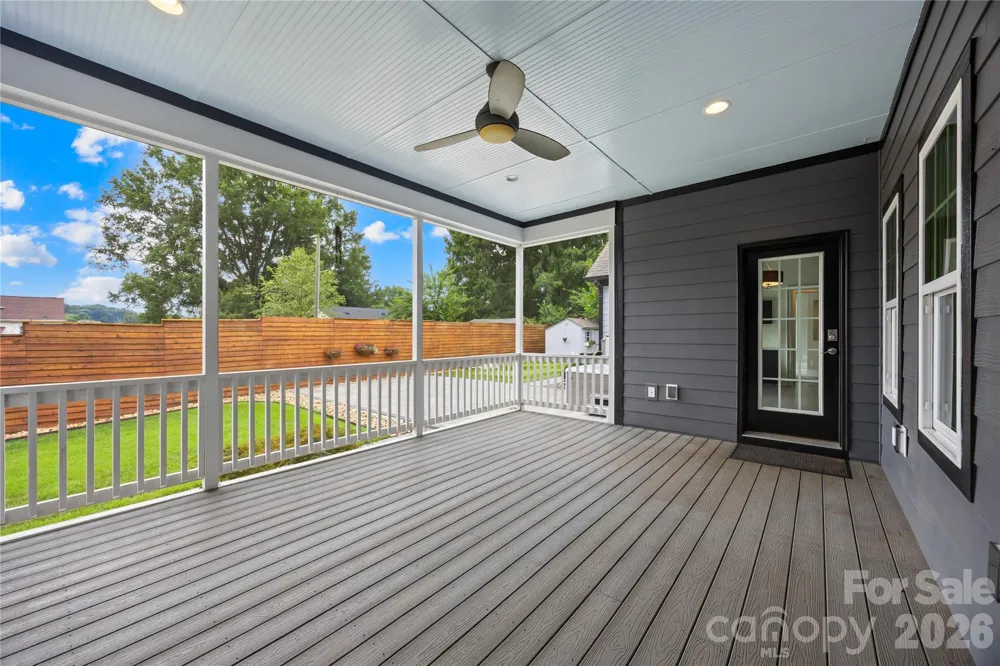 129 Aqua Drive Mooresville, NC 28117