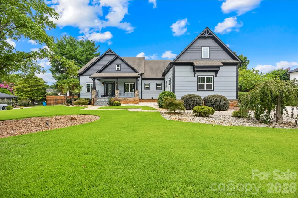 129 Aqua Drive Mooresville, NC 28117
