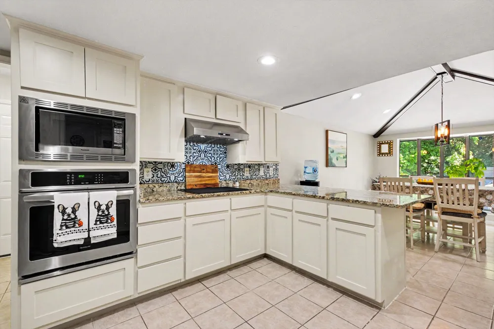 175 E Pleasant Run Road Cedar Hill, TX 75104