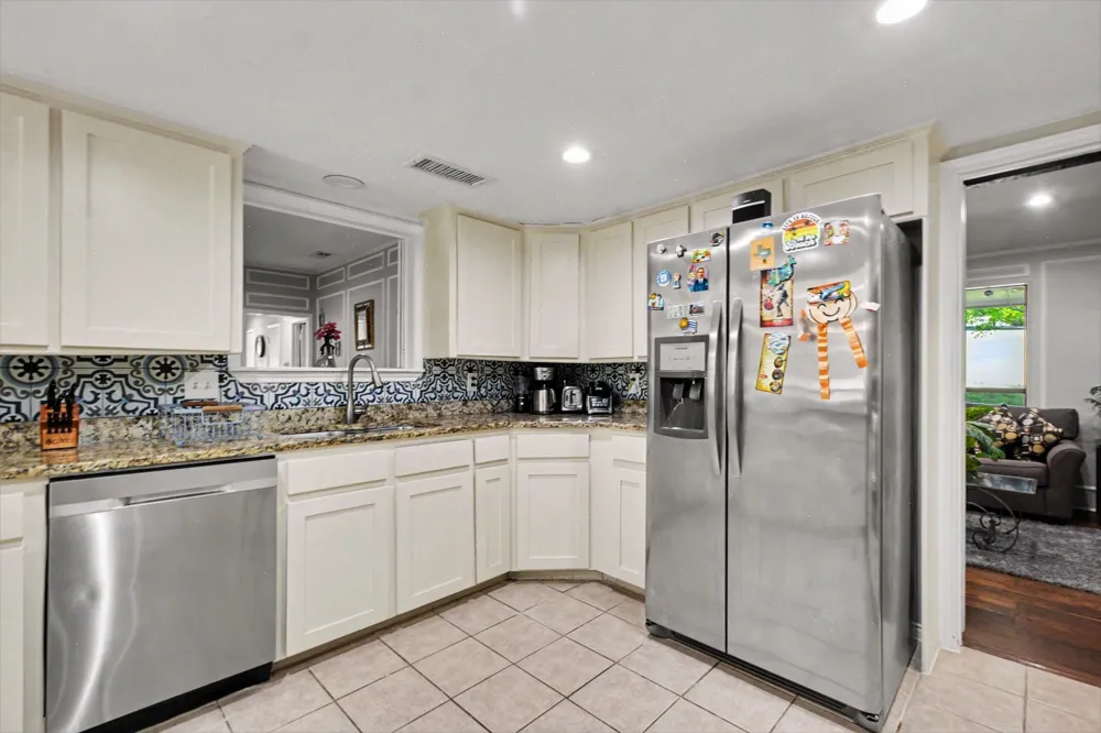 175 E Pleasant Run Road Cedar Hill, TX 75104