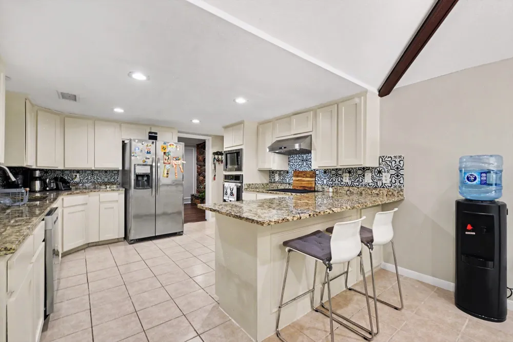 175 E Pleasant Run Road Cedar Hill, TX 75104