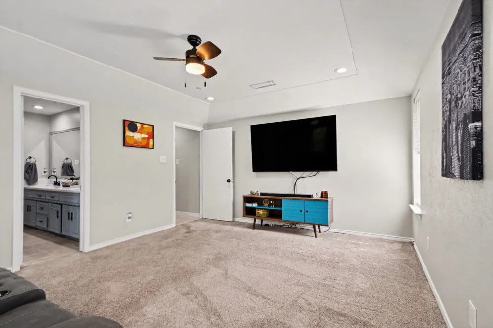 175 E Pleasant Run Road Cedar Hill, TX 75104