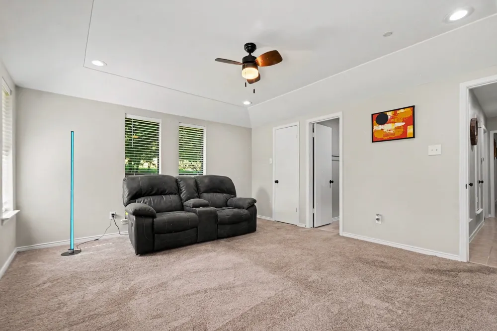175 E Pleasant Run Road Cedar Hill, TX 75104